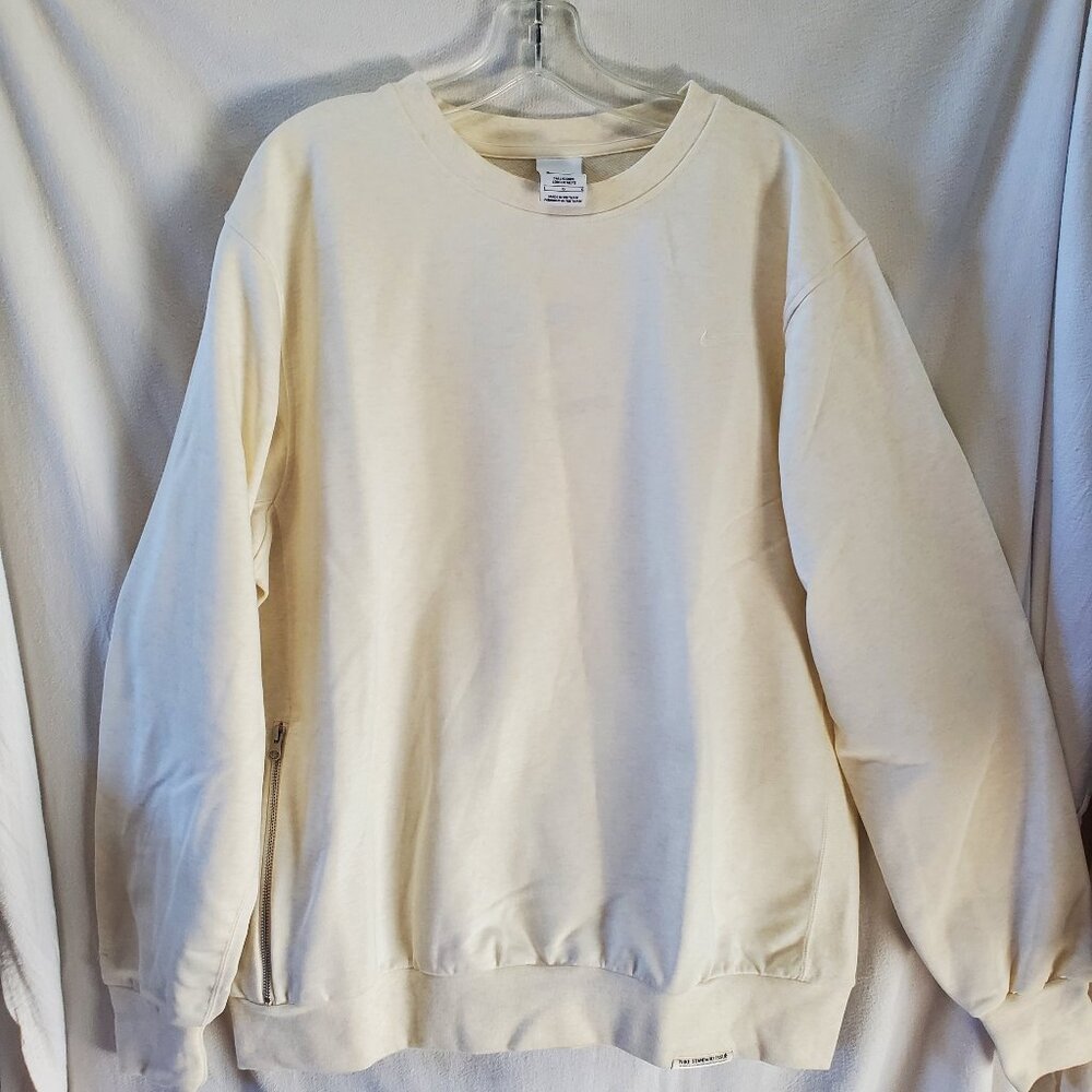 NWT Nike "Standard Issue" Dri-FIT Crewneck Sweatshirt for Men Size L-Tall